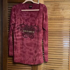 Woman’s HarleyDavidson
Smoke free